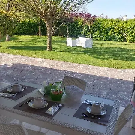 Dei Sogni Oda ve Kahvaltı Eboli